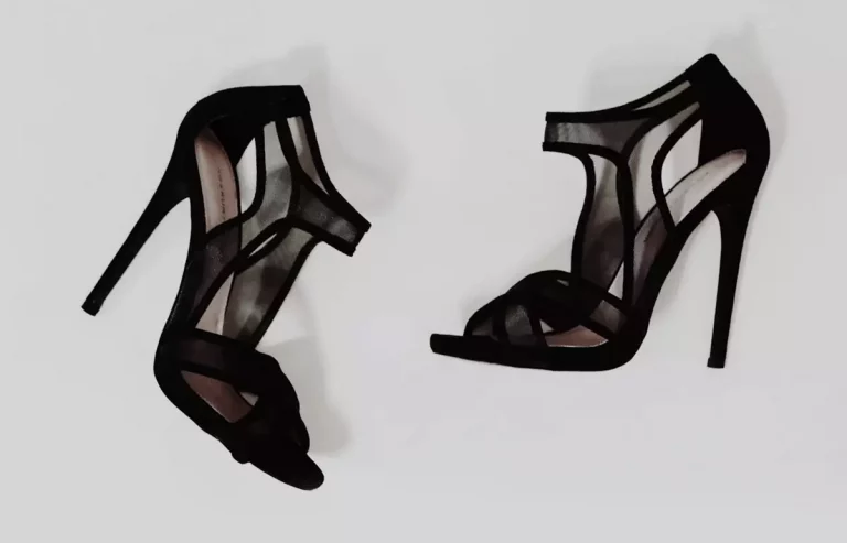 Stylowe kombinacje - buty damskie i męskie, które dodadzą charakteru twojemu lookowi